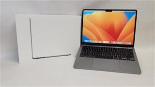 Apple MacBook Air 13.6 M2 8-Core 1.40GHz 8GB RAM 256GB SSD OS Ventura